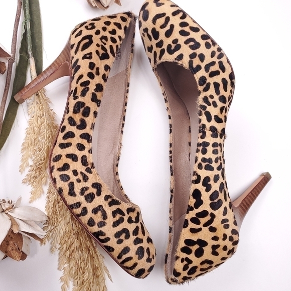 Lands' End Leopard Print Calf Fur Heels Size 10B - Picture 3 of 11